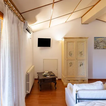 Holiday home Spacious And Bright House With Private Pool