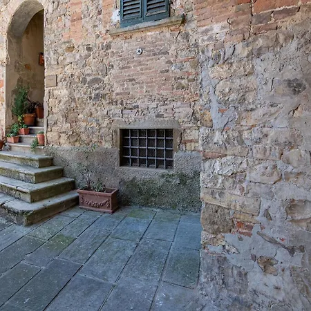 Spacious And Bright House With Private Pool *